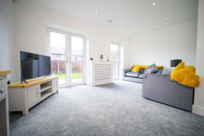 3 bedroom house in Birmingham City centre - Sleeps 6 (Netflix included)